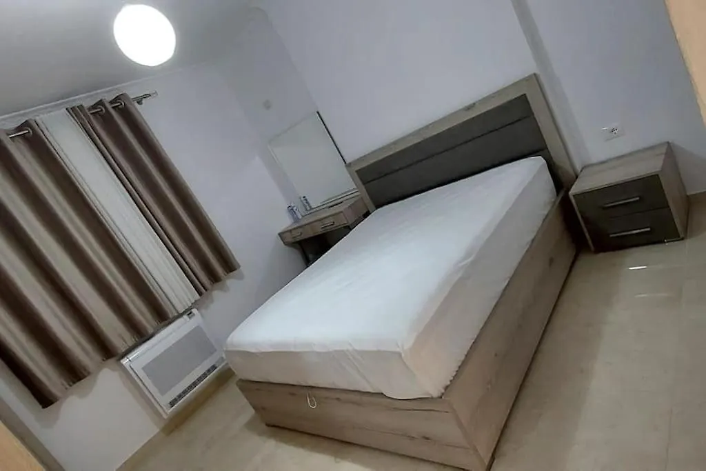 Modern Apartment Overlooking The City Of Tirana Kamez Albanie