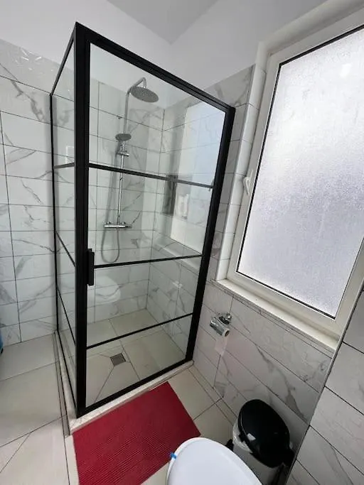 Modern Apartment Overlooking The City Of Tirana Kamez